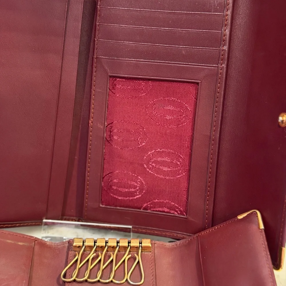 Cartier Wallet and key Duo Burgundy Leather with Gold Accents - Picture 2 of 3